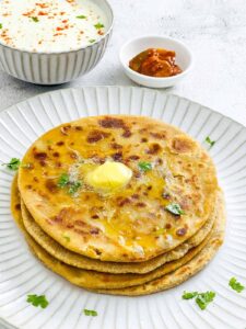 Aloo Parantha (with Butter)